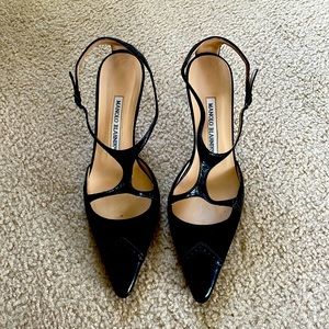Manolo Blahnik Black leather & suede pumps